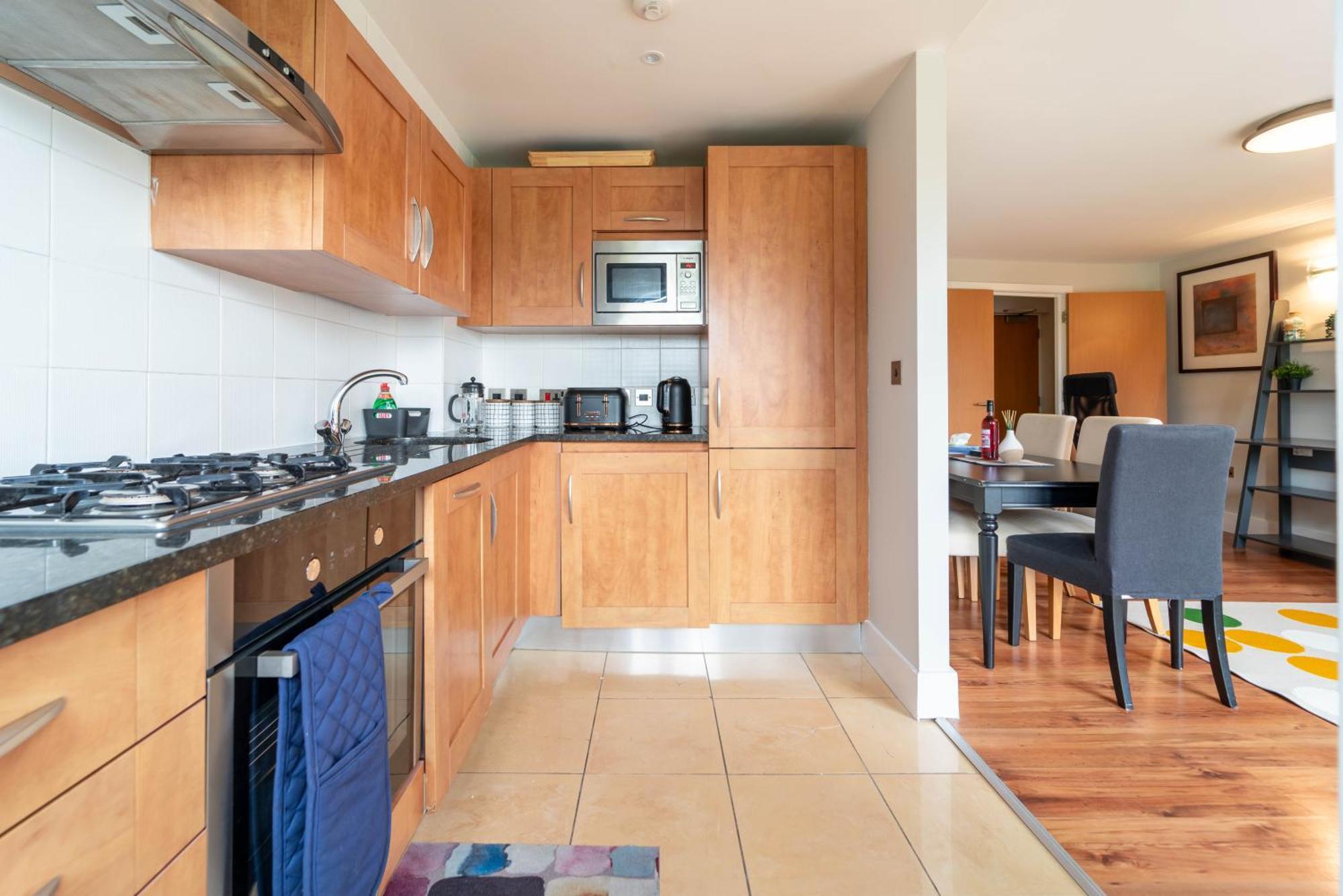 Апартаменты Luxury Docklands 2bed Apt- Close To Excel- Canary Wharf- Airport - 02 Arena- Free Parking- Ps 4