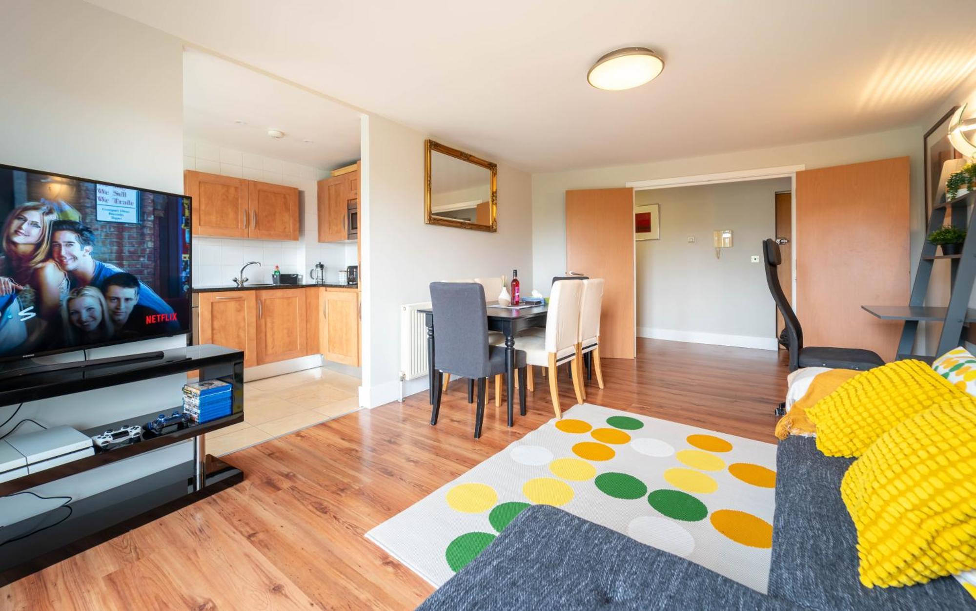 Luxury Docklands 2bed Apt- Close To Excel- Canary Wharf- Airport - 02 Arena- Free Parking- Ps 4 Лондон