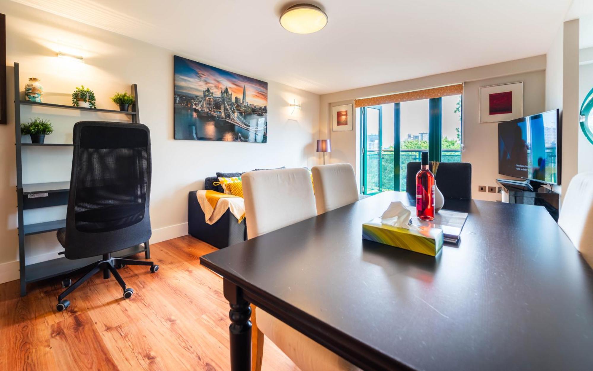 Luxury Docklands 2bed Apt- Close To Excel- Canary Wharf- Airport - 02 Arena- Free Parking- Ps 4 Апартаменты Лондон