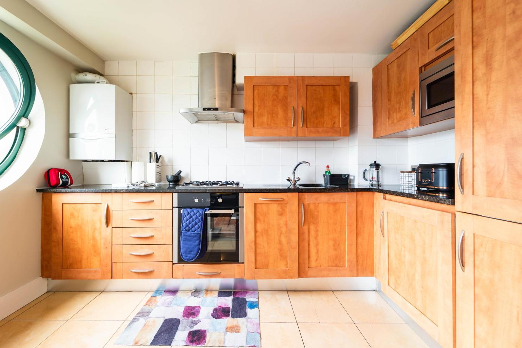 Апартаменты Luxury Docklands 2bed Apt- Close To Excel- Canary Wharf- Airport - 02 Arena- Free Parking- Ps 4 Лондон